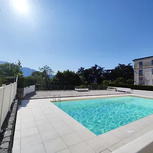  Apartment Grand Studio 38m2 Dans Ancien Palace Avec Piscine Et Place De Parking Privee Frankreich