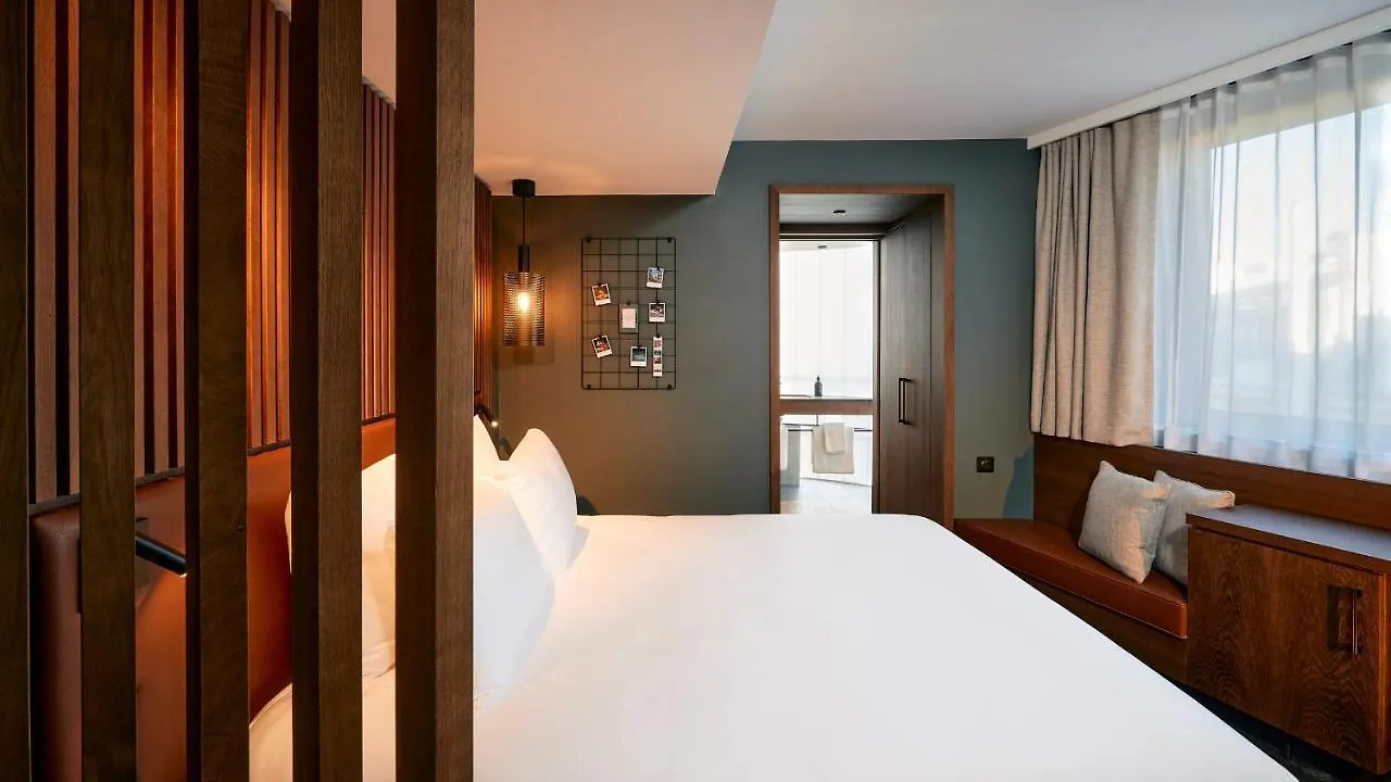 Le Bellune Parigi Hotel